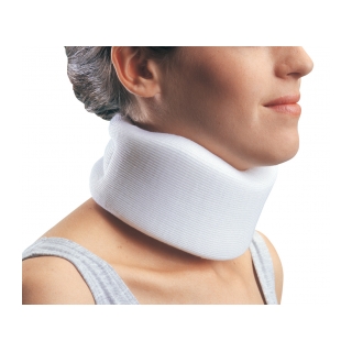 Procare Universal Clinic Collar - In Use
