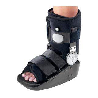 DonJoy MaxTrax Air ROM Ankle - On Ankle 3/4 View